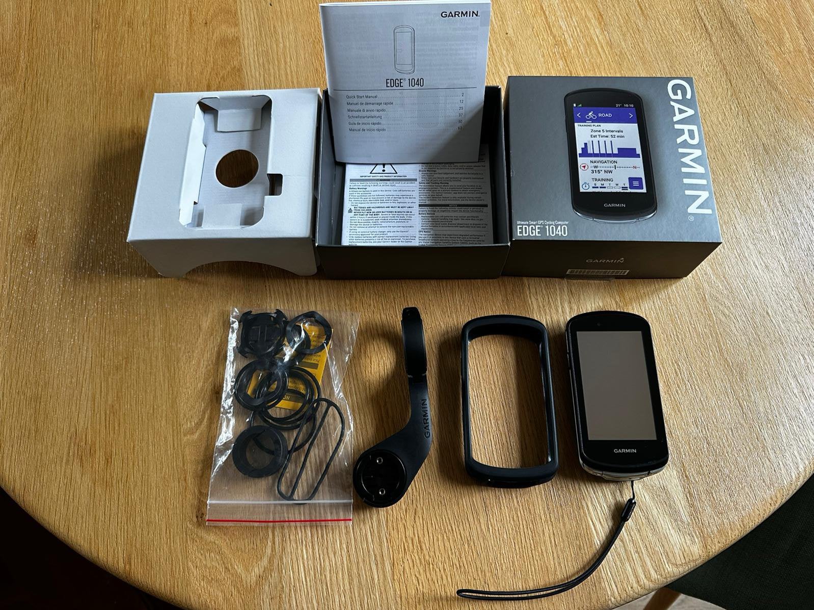 Garmin edge 1040, Fietsen en Brommers, Fietsaccessoires | Fietscomputers, Ophalen of Verzenden, Zo goed als nieuw