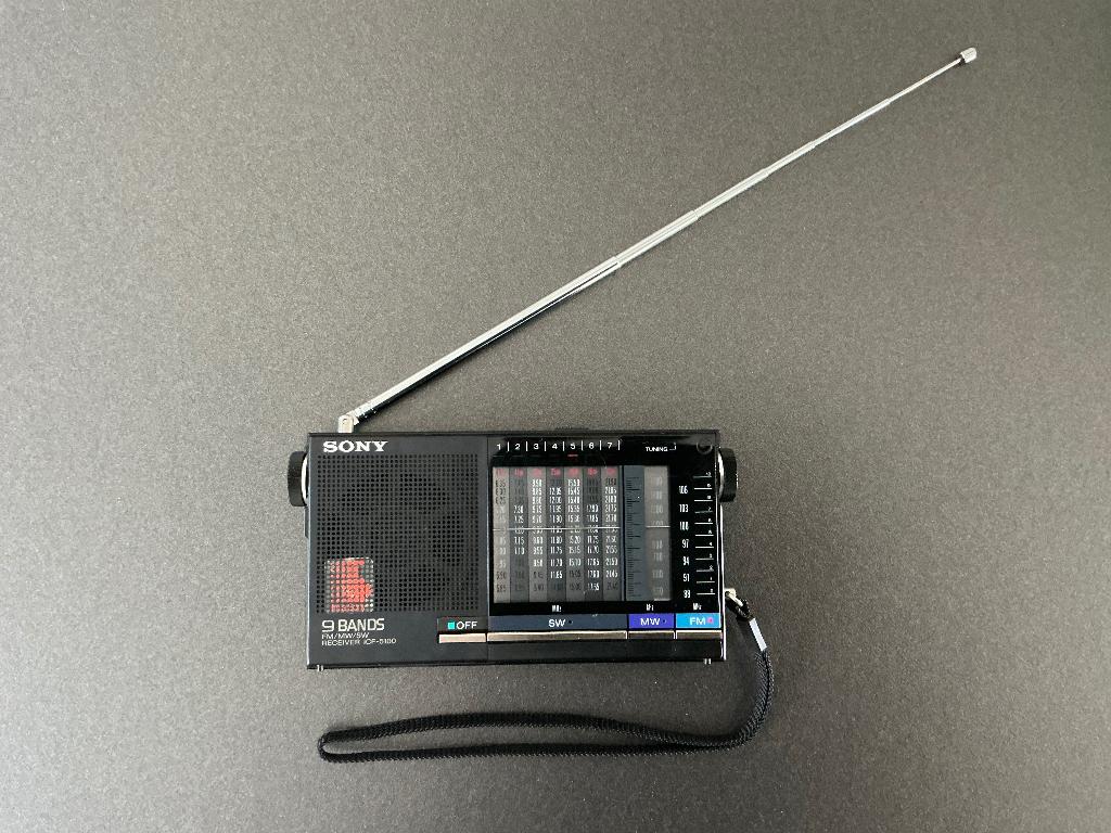 Zeldzame Sony icf-5100 wereldontvanger, Verzenden, Zo goed als nieuw, Wereldontvanger