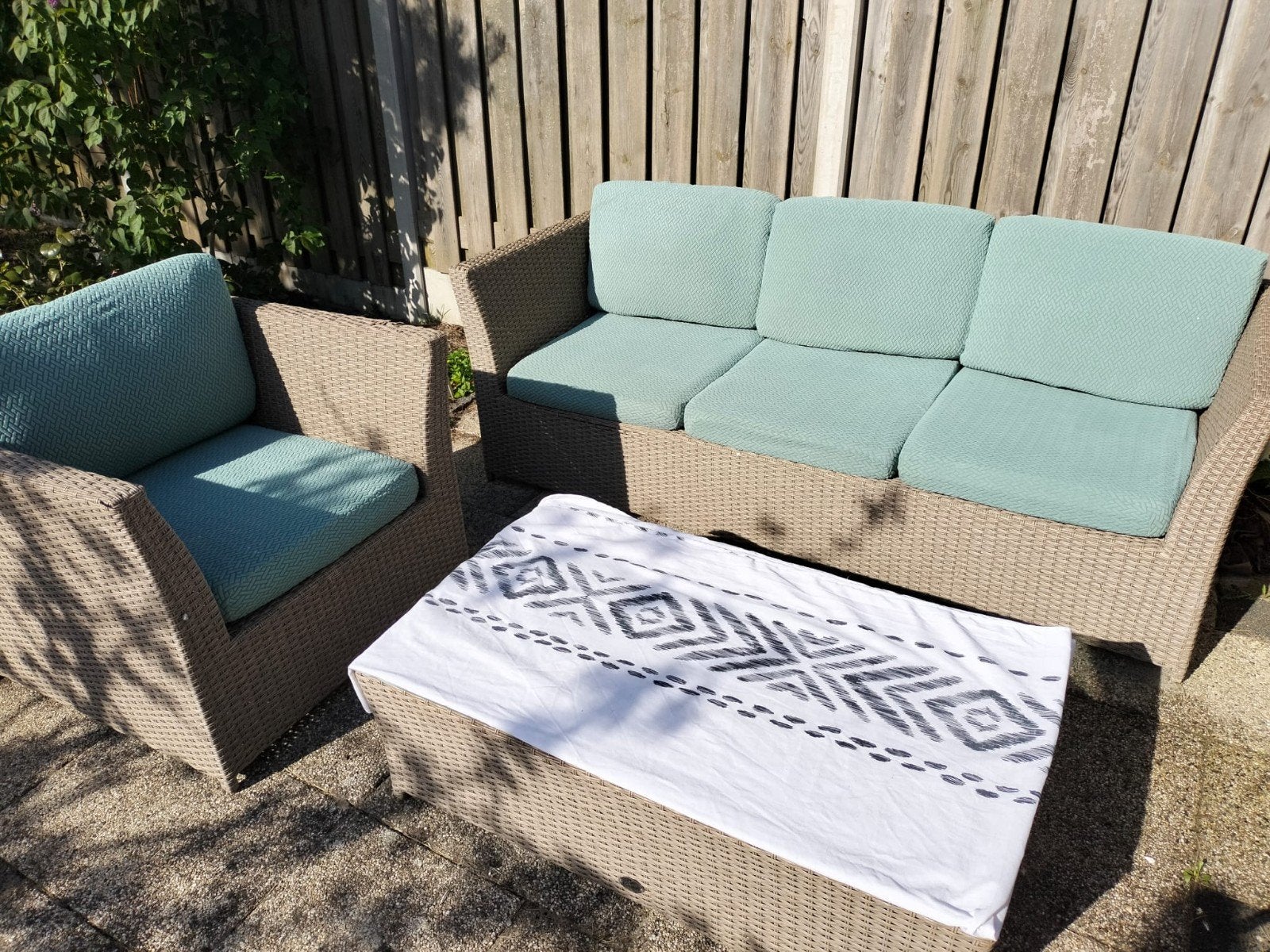 Gebruikte Wicker Loungeset met 3-zitsbank en fauteuil, Ophalen, 4 zitplaatsen, Gebruikt, Bank