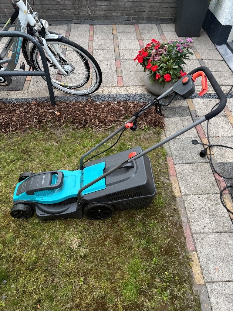 Gardena Grasmaaier, Ophalen, Cirkelmaaier, Gebruikt, Elektrische grasmaaier