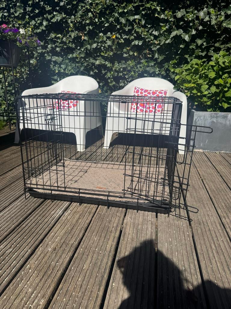 Zwarte honden bench, Ophalen of Verzenden, Zo goed als nieuw