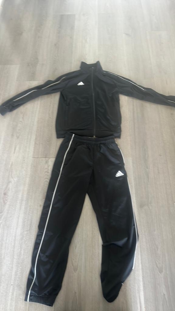 Nooit gedragen, Kleding | Heren, Sportkleding, Ophalen of Verzenden, Zo goed als nieuw, Zwart, Algemeen
