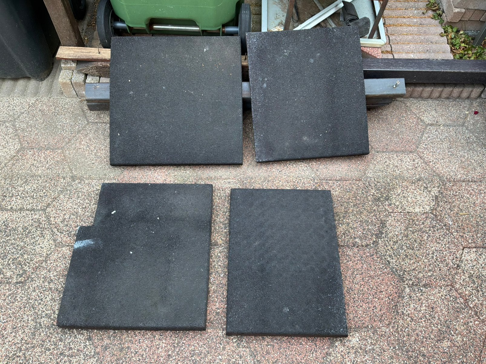 Gratis op te halen! Rubberen tegels., Tuin en Terras, Ophalen, Zo goed als nieuw, Rubber, Overige typen