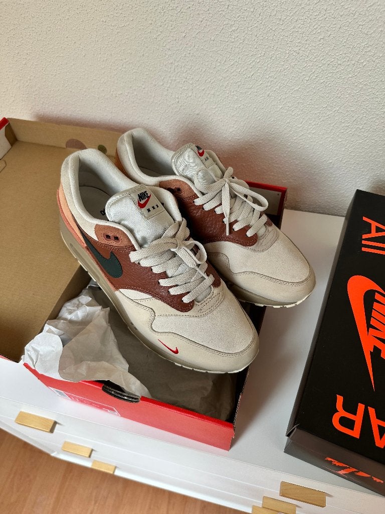 Nike Air Max 1 Amsterdam 45, Kleding | Heren, Schoenen, Overige kleuren, Nike, Ophalen of Verzenden, Sneakers of Gympen
