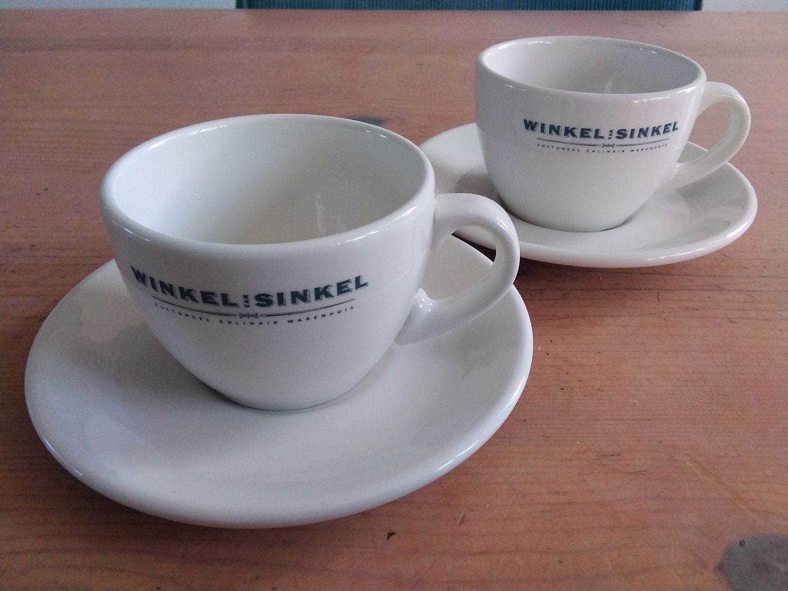Winkel van Sinkel Utrecht kop en schotels, Huis en Inrichting, Verzenden, Overige stijlen, Kop(pen) en/of Schotel(s)