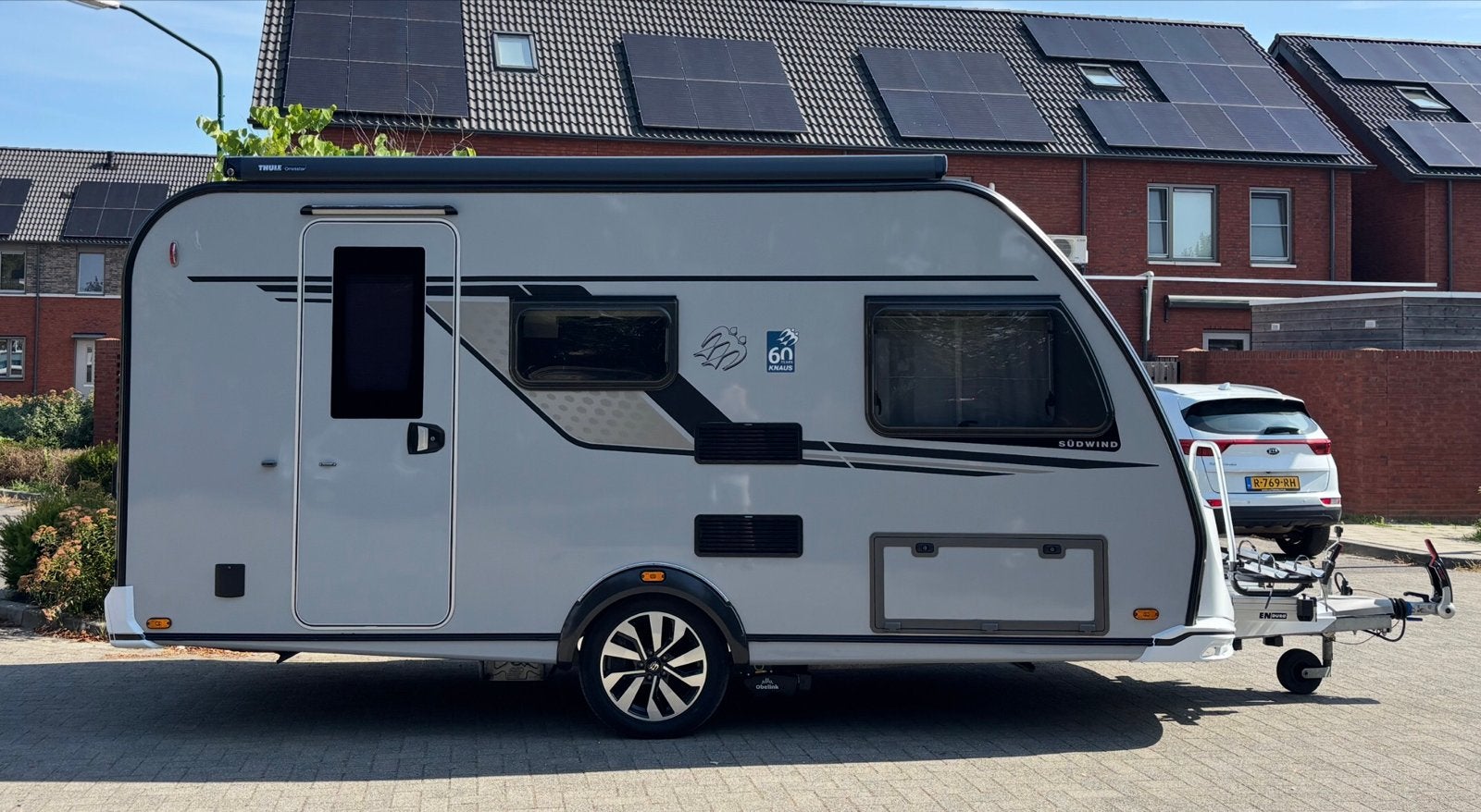 Knaus Sudwind 60 Years QD 420 Mover, Cas luifel, fietsenrek, Vast bed, Treinzit, Particulier, 5 tot 6 meter