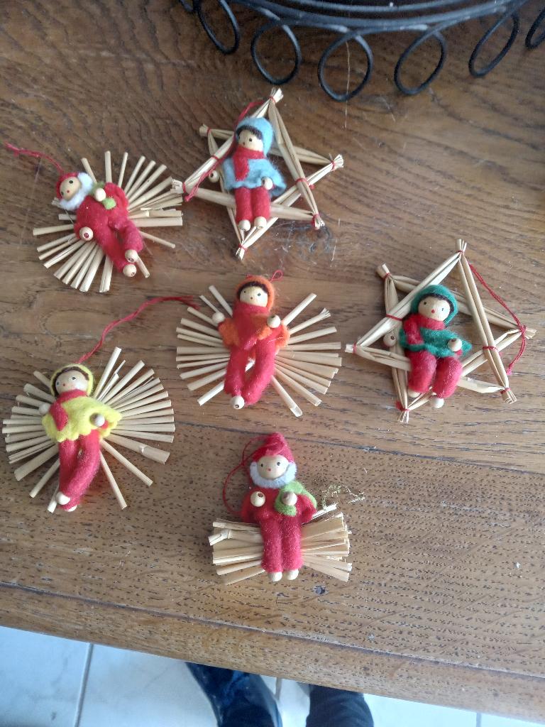 te koop 6 kerstboom ornamentjes popjes op stro, Ophalen of Verzenden, Gebruikt