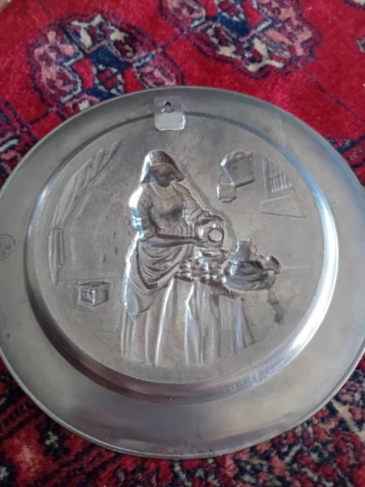 Tinnen sierborden met reliëf: Vermeer en Duitse stad, Ophalen of Verzenden