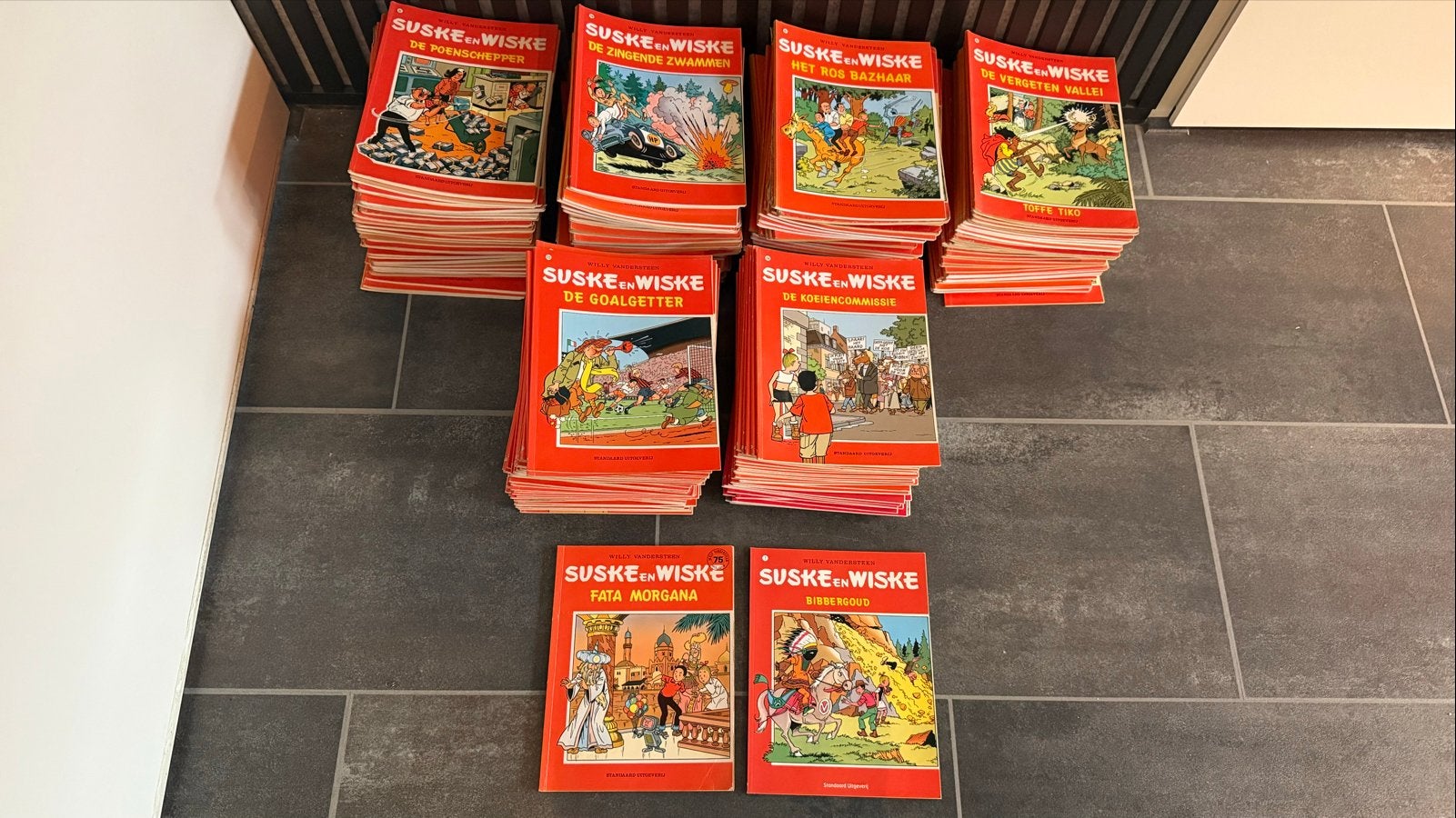 Complete serie Suske en Wiske (67-302) + 2 specials, Complete serie of reeks, Ophalen, Gelezen