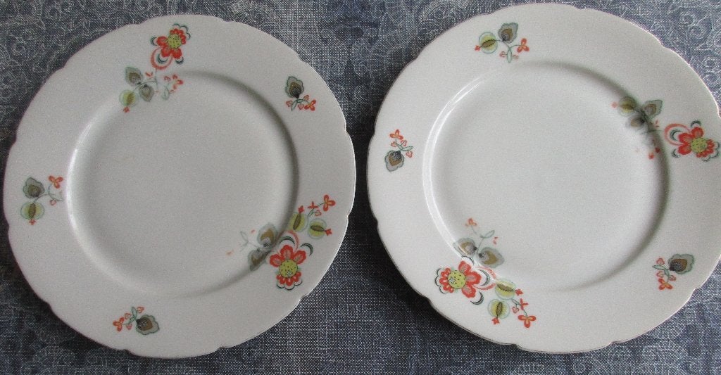 2 vintage diner borden 26 cm van Puls - samen 3,00, Huis en Inrichting, Keuken | Servies, Ophalen of Verzenden, Gebruikt, Overige stijlen
