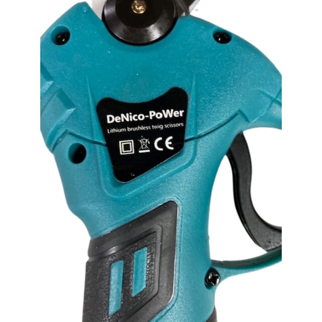Foto 2 van Snoeischaar DeNico-Power BORSTELLOOS PROF past op LXT MAKITA