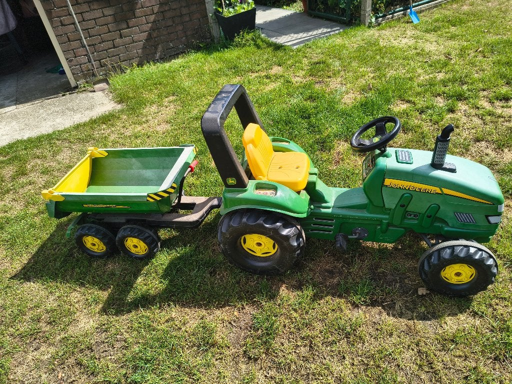 John Deere trap trekker met kieper, Kinderen en Baby's, Speelgoed | Buiten | Voertuigen en Loopfietsen, Ophalen, Gebruikt, Trapvoertuig