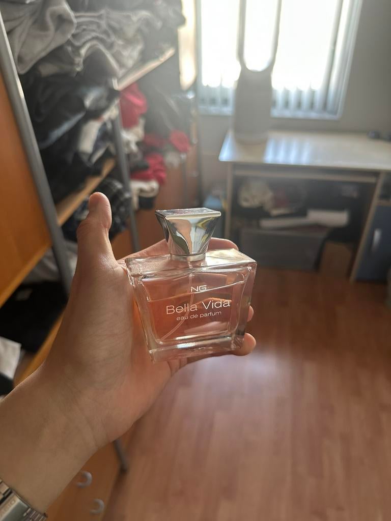 Bella vida NG parfum 80ML, Ophalen of Verzenden, Zo goed als nieuw