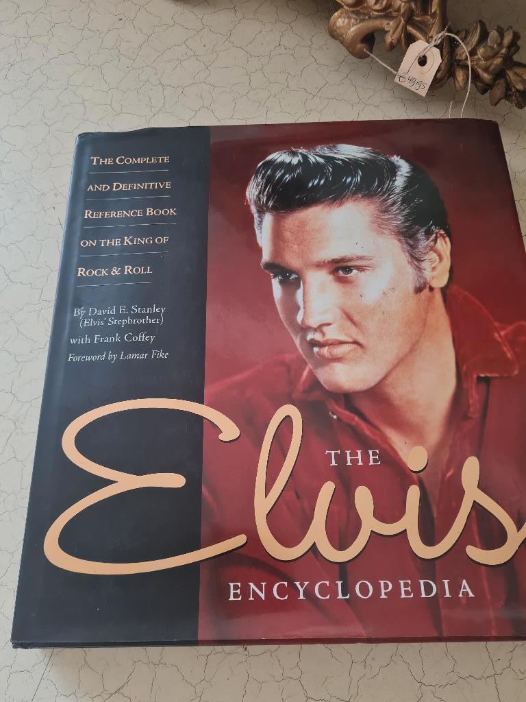 Boek Elvis hardcover, Heikant 21 Kaatsheuvel, Belle Vieille Brocante, Ophalen of Verzenden, Jolandamonsieurs@gmail.com