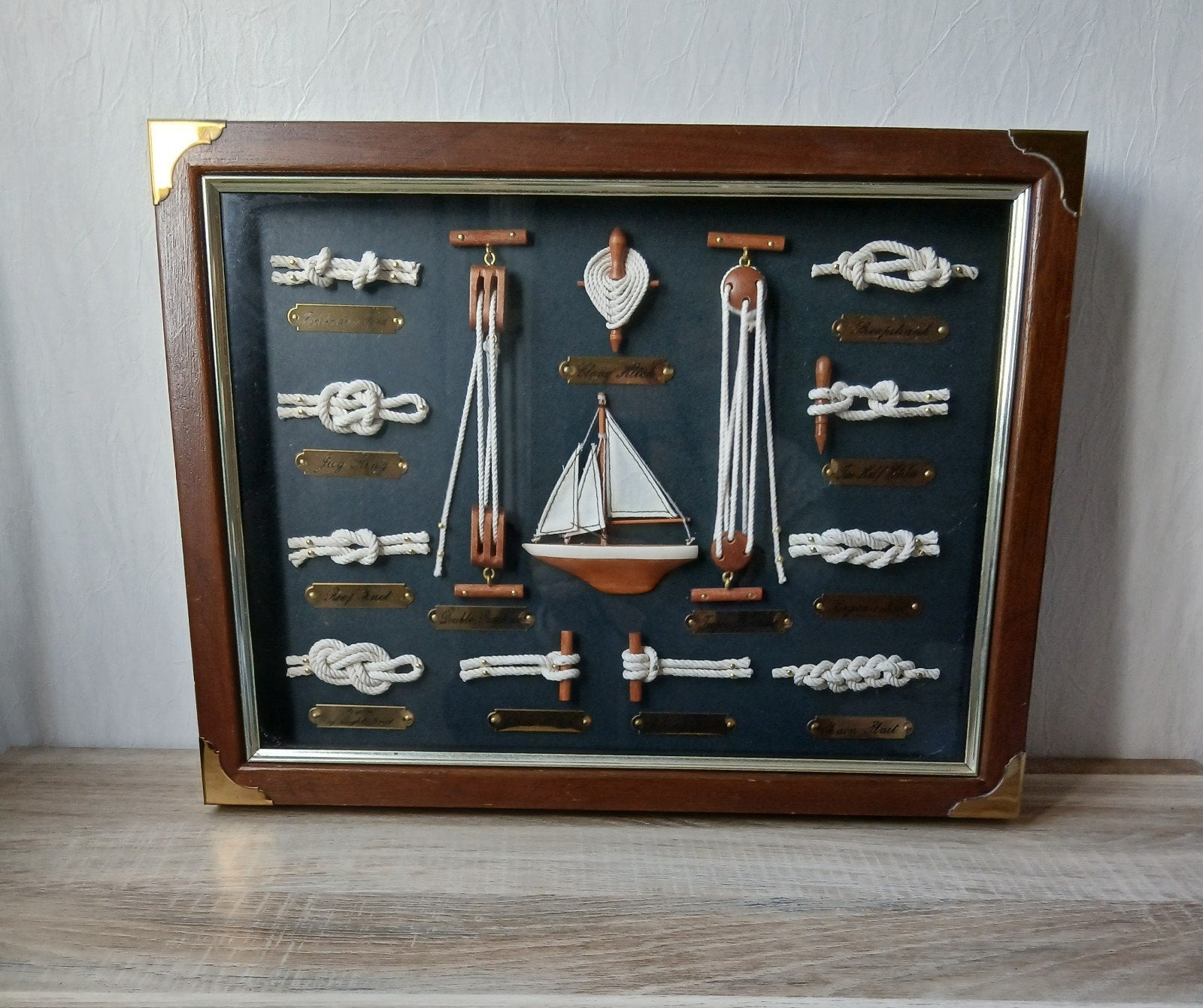 Vintage Nautisch Knopenbord Met Zeilboot, Ophalen of Verzenden