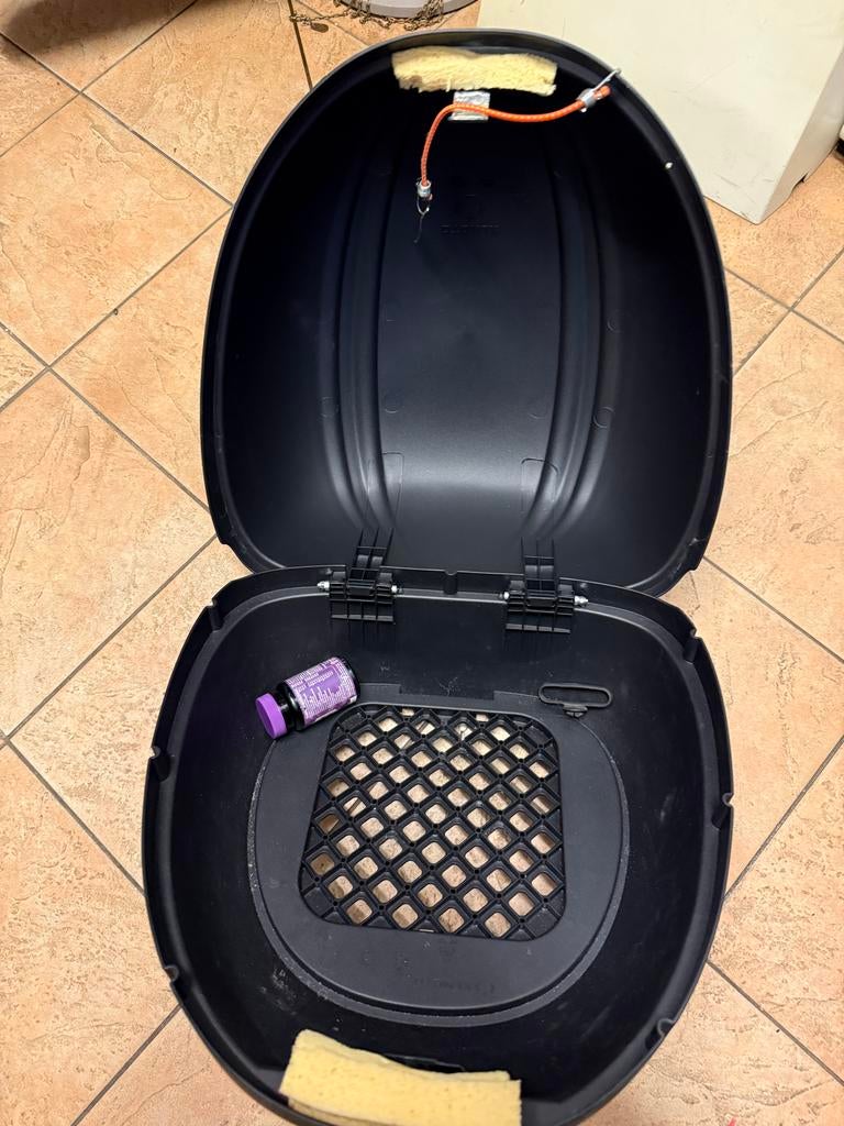 XL MOTO Topkoffer / Scooter koffer met bevestigingsmateriaal, Motoren, Accessoires | Koffers en Tassen, Ophalen, Gebruikt