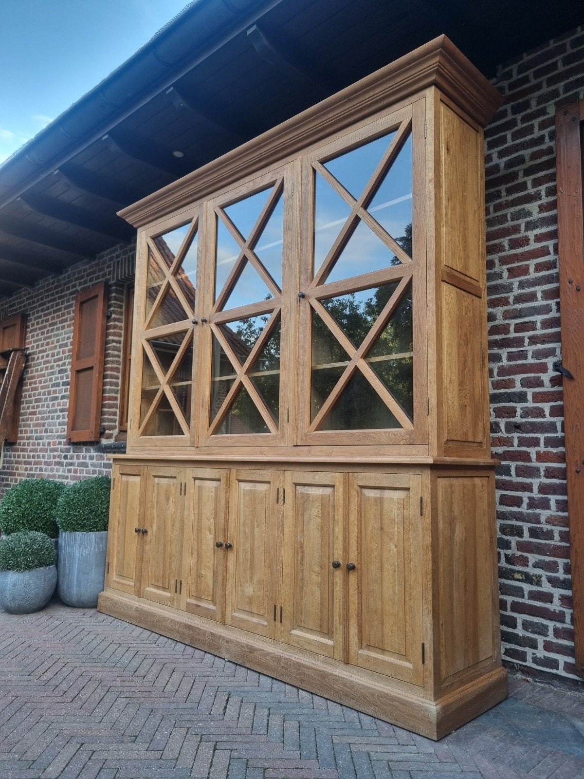 Eiken flamant buffetkast/vitrinekast art 177/26, Ophalen, Eikenhout, Nieuw, Landelijk