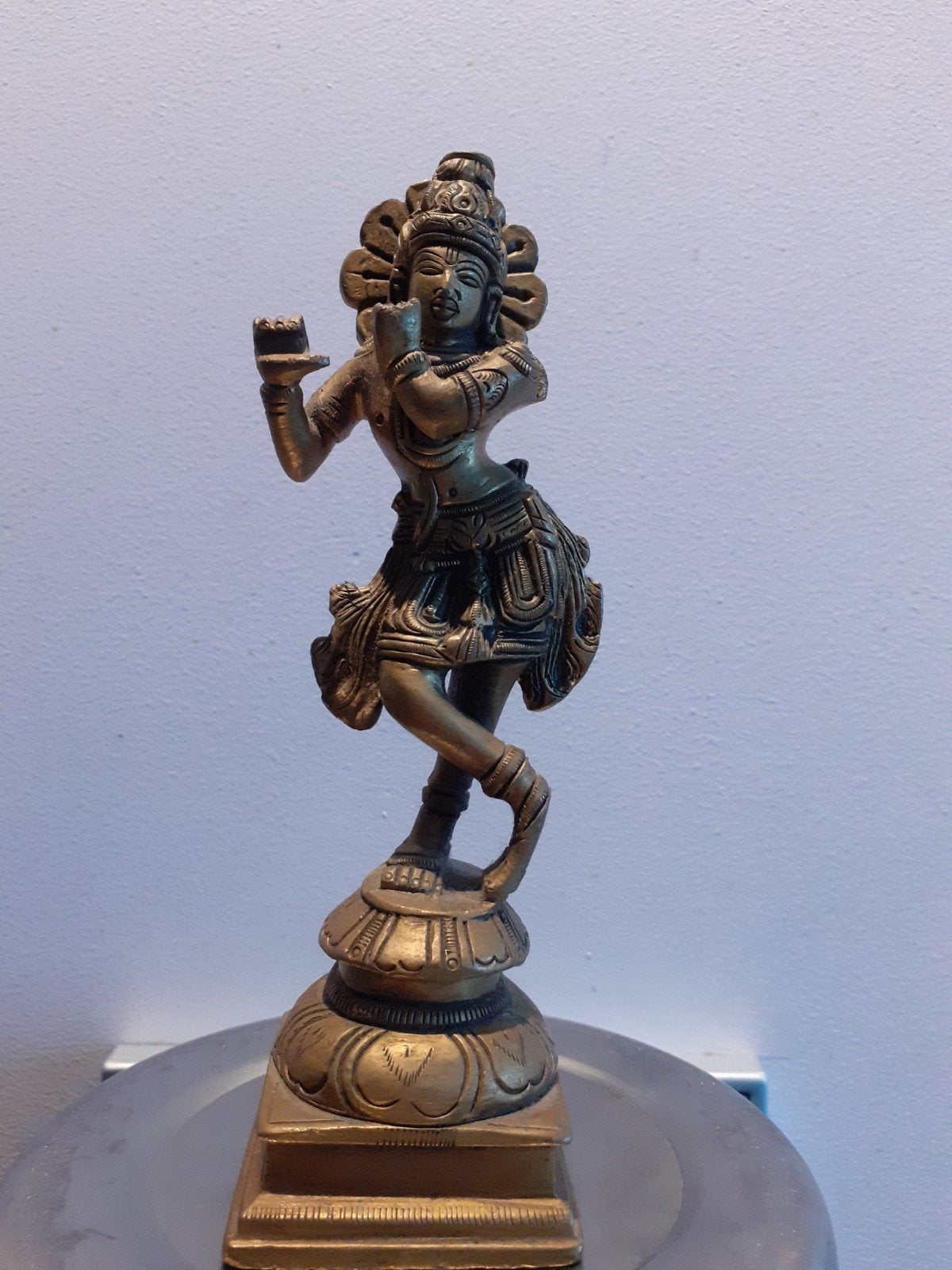 Bronzen beeldje van Krishna zonder fluit, Minder dan 20 cm, Ophalen of Verzenden, Beeld, Metaal