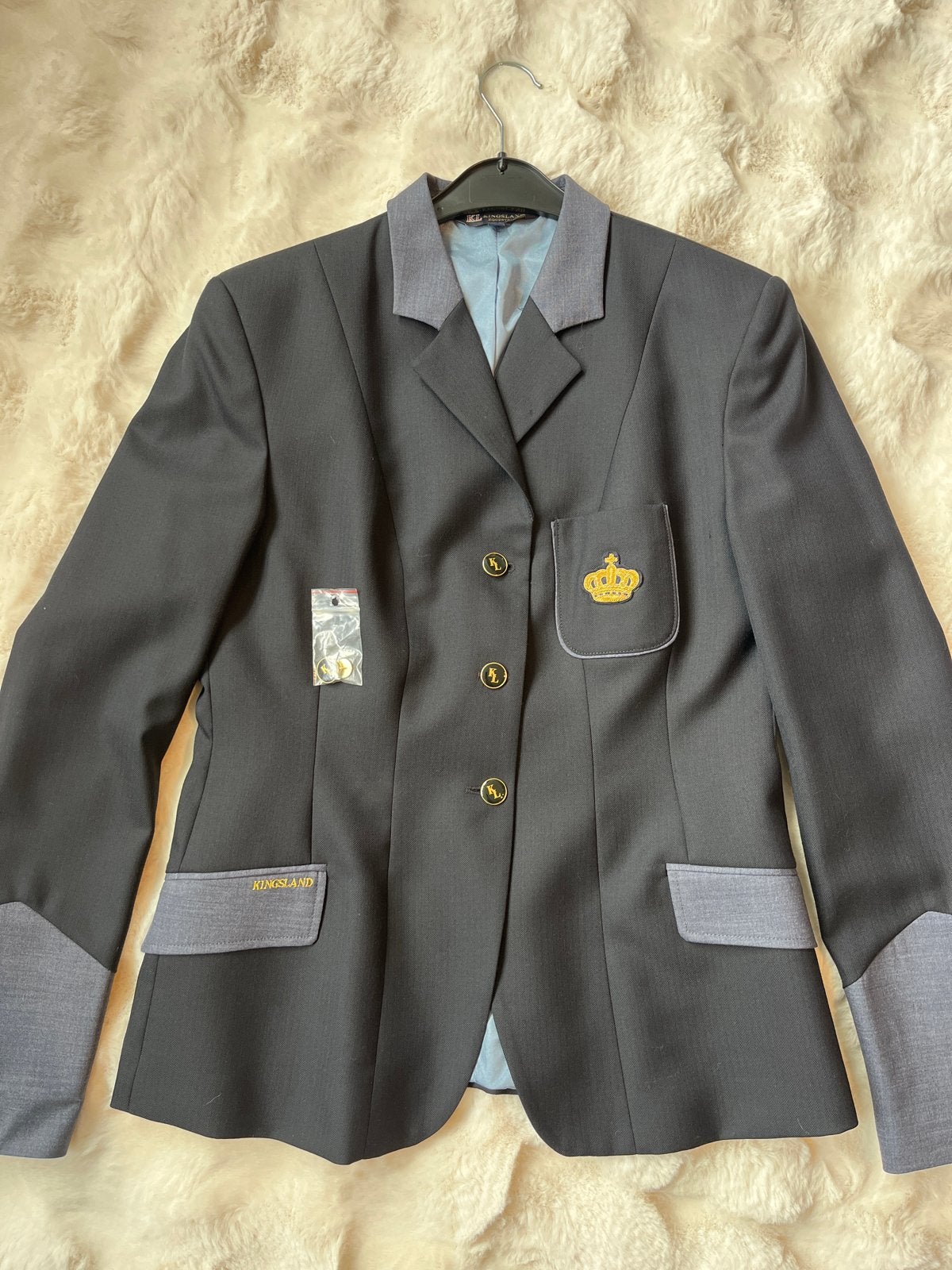(nieuw) Kingsland blauw/grijs wedstrijdjasje Maat 42, Ophalen, Dressuur, Nieuw, Dames