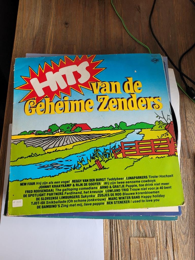Lp. Hits van de geheime zender, Cd's en Dvd's, Ophalen of Verzenden, Zo goed als nieuw, Overige formaten, Levenslied of Smartlap