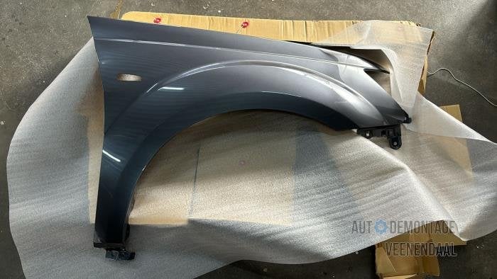 Scherm rechts-voor van een Mitsubishi Outlander (A39E), -, -, Nieuw, Ophalen of Verzenden