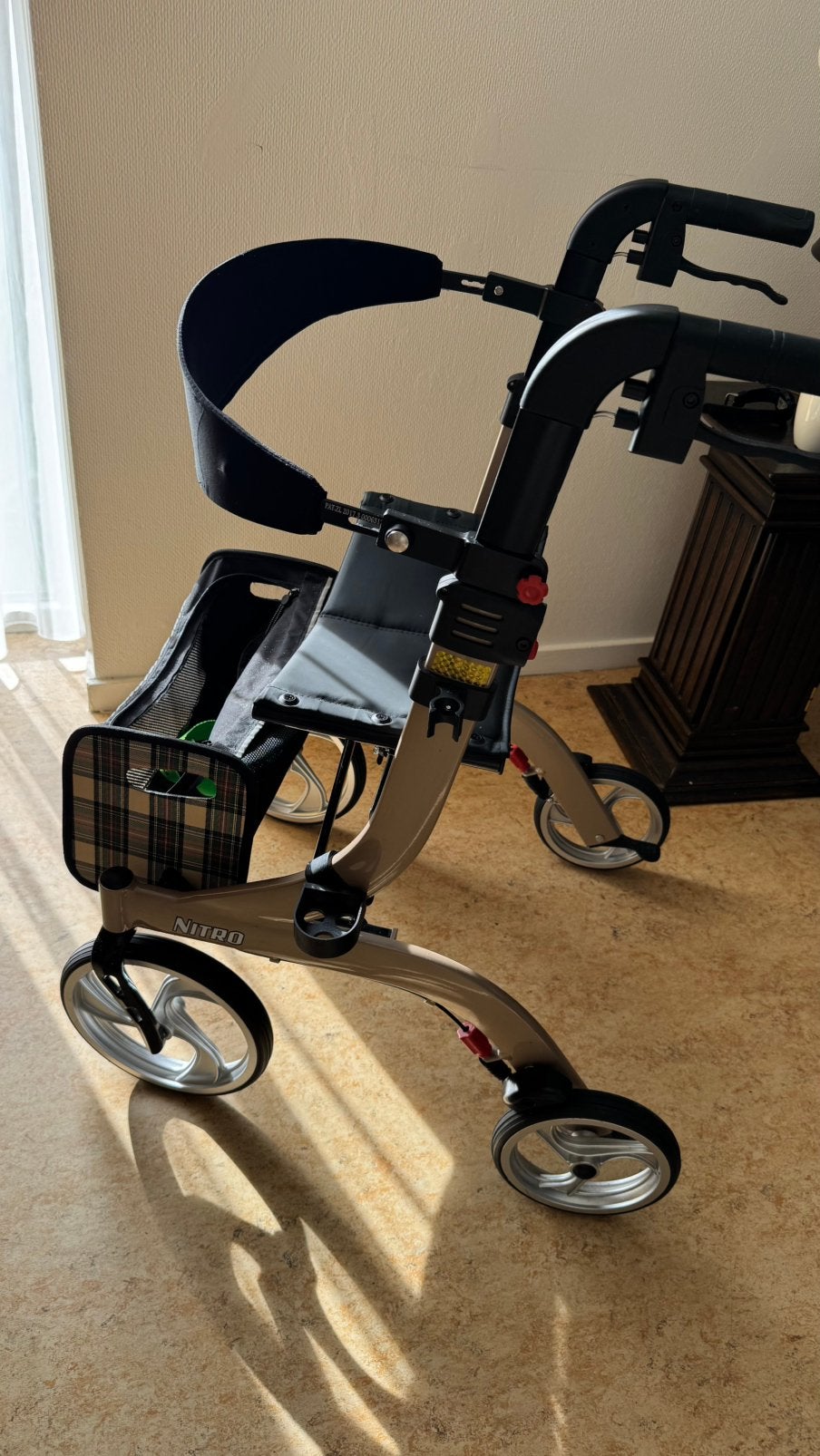 Drive rollator inklapbaar met mandje, Diversen, Ophalen, Lichtgewicht, Zo goed als nieuw