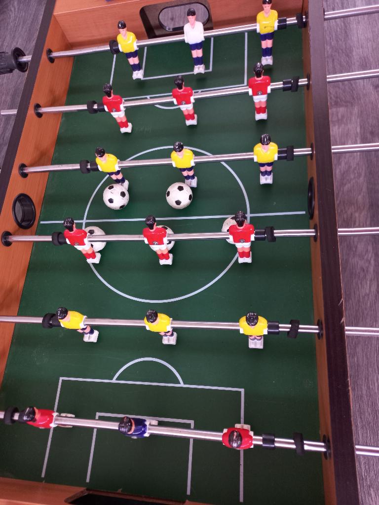Mini voetbaltafel, Kinderen en Baby's, Speelgoed | Voetbaltafels, Ophalen
