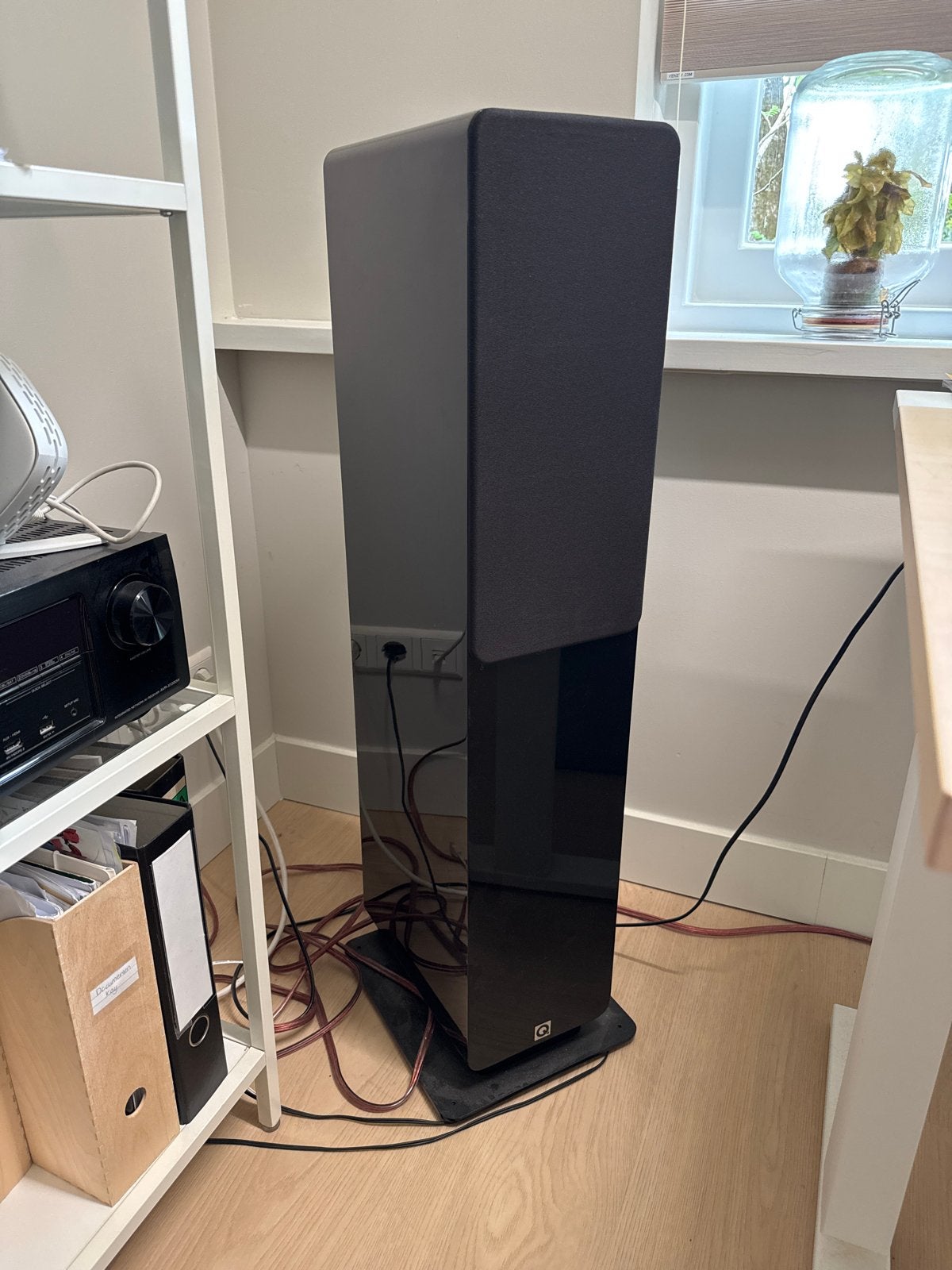 2x Q Acoustics 2050i Vloerstaande Luidsprekers Pianolak, Vloerstaande luidspreker, Zo goed als nieuw, 60 tot 120 watt, Basreflex
