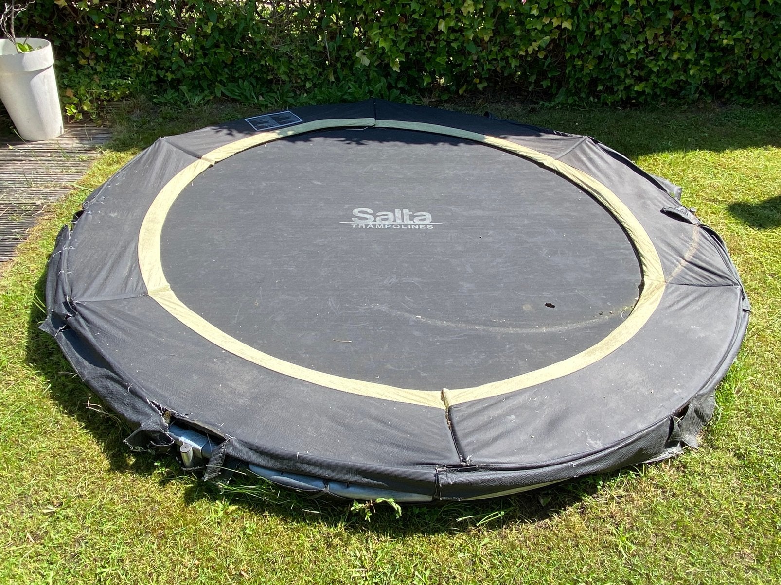 Salta trampoline (met nog nieuw ongebruikt veiligheidsnet), Ophalen, Gebruikt