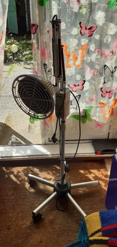 Infraroodlamp op statief - mist 1 wiel, Ophalen, Gebruikt, Overige typen