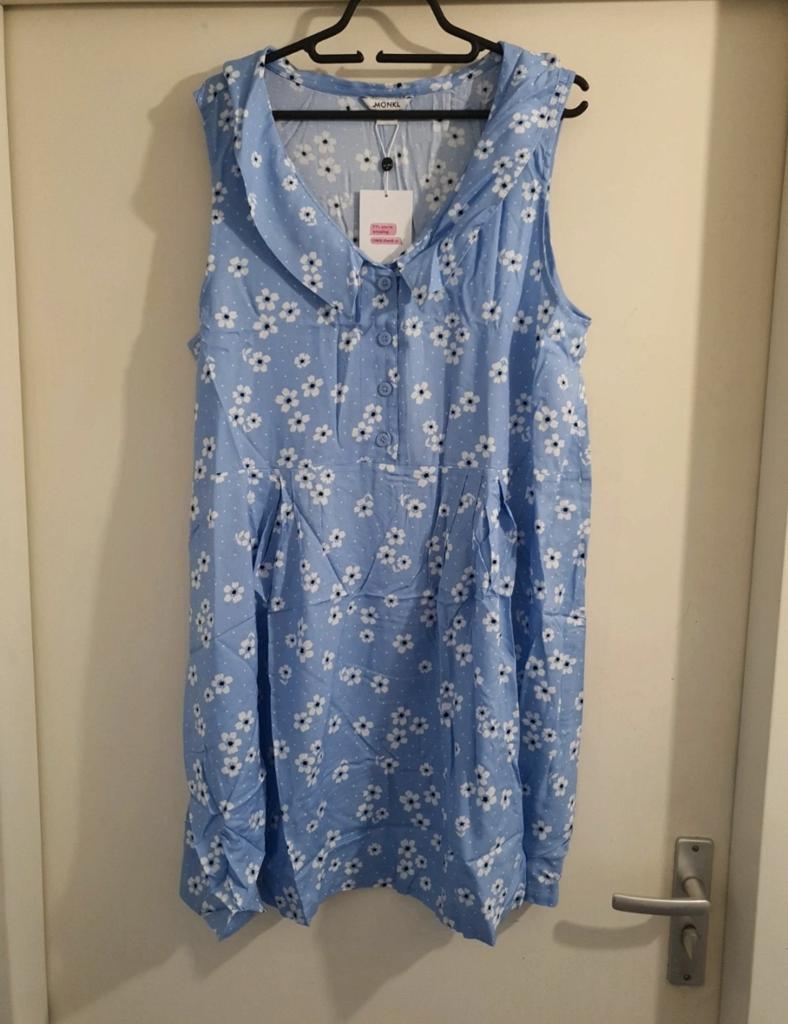 Monki Viola jurk - Blauw met bloemenprint, Maat 38/40 (M), Blauw, Nieuw, Ophalen of Verzenden