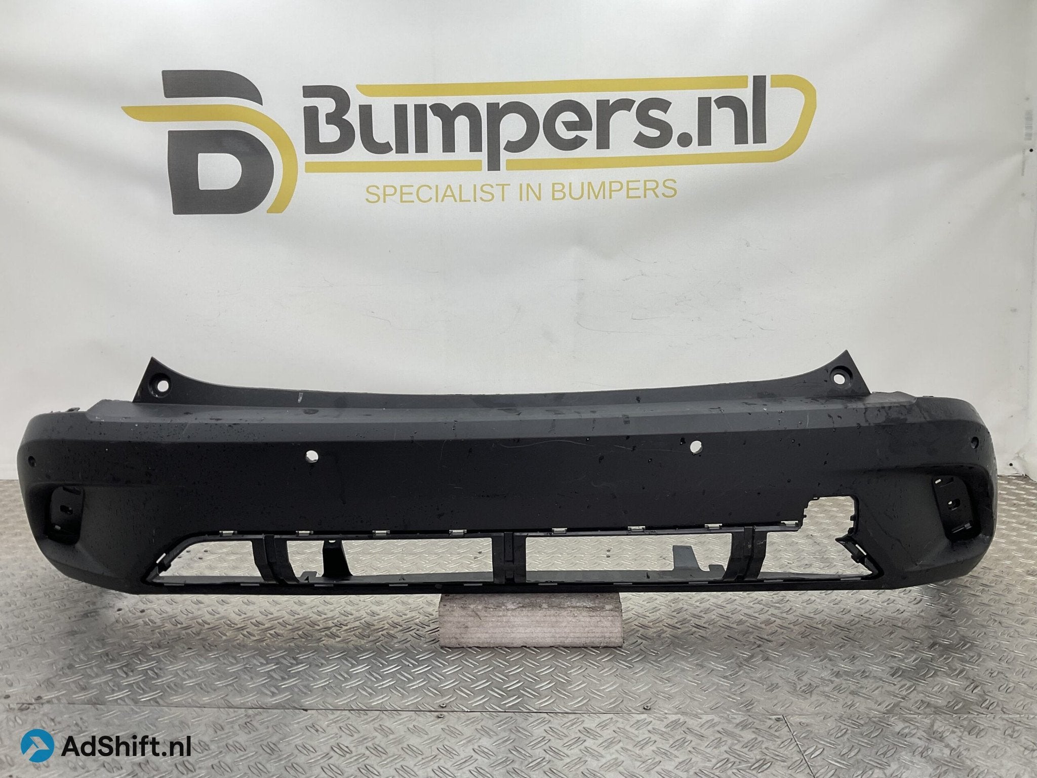 Bumper Toyota Corolla Cross 52159-16570 Achterbumper F2-1867