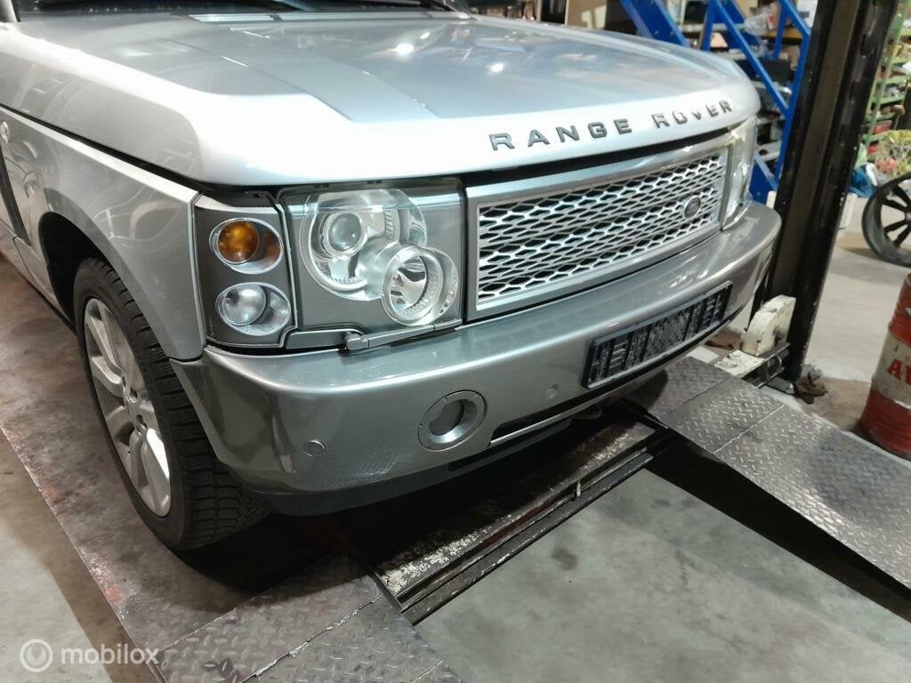 Bumper Range Rover L322 Vogue 2002 Voorbumper, Land Rover, Ophalen of Verzenden, Gebruikt, Land Rover