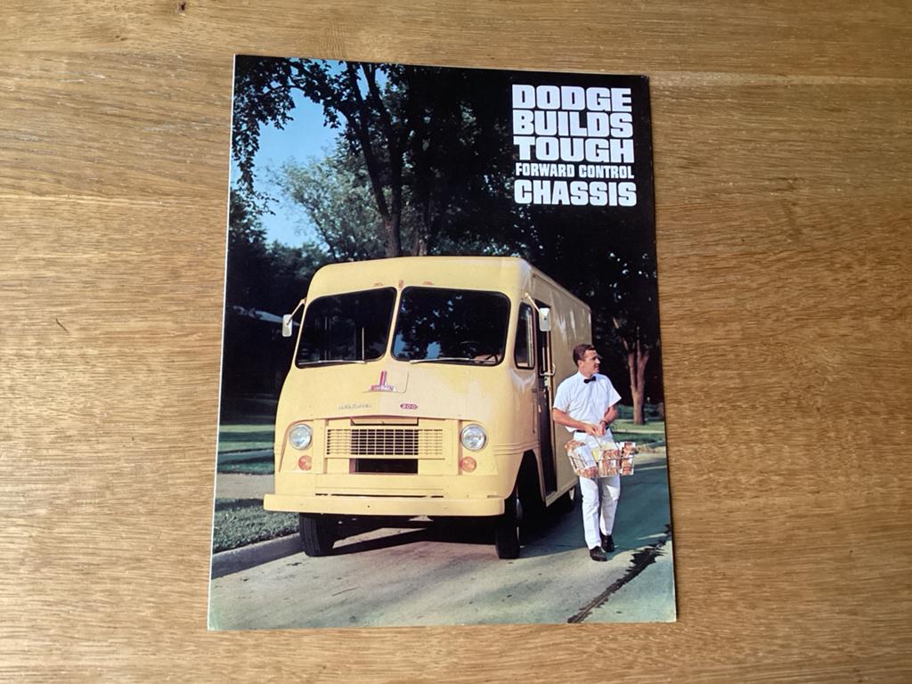 Dodge Forward Control Chassis Brochure 1966, Ophalen of Verzenden, Gelezen, Overige merken