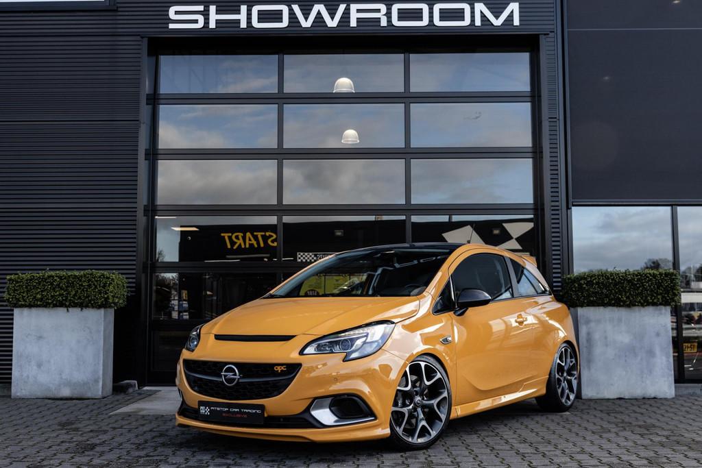 Opel Corsa 1.6 Turbo OPC, 207 PK, Performance, Pano, Vollede, Auto's, 1203 kg, Gebruikt, Zwart, 4 cilinders
