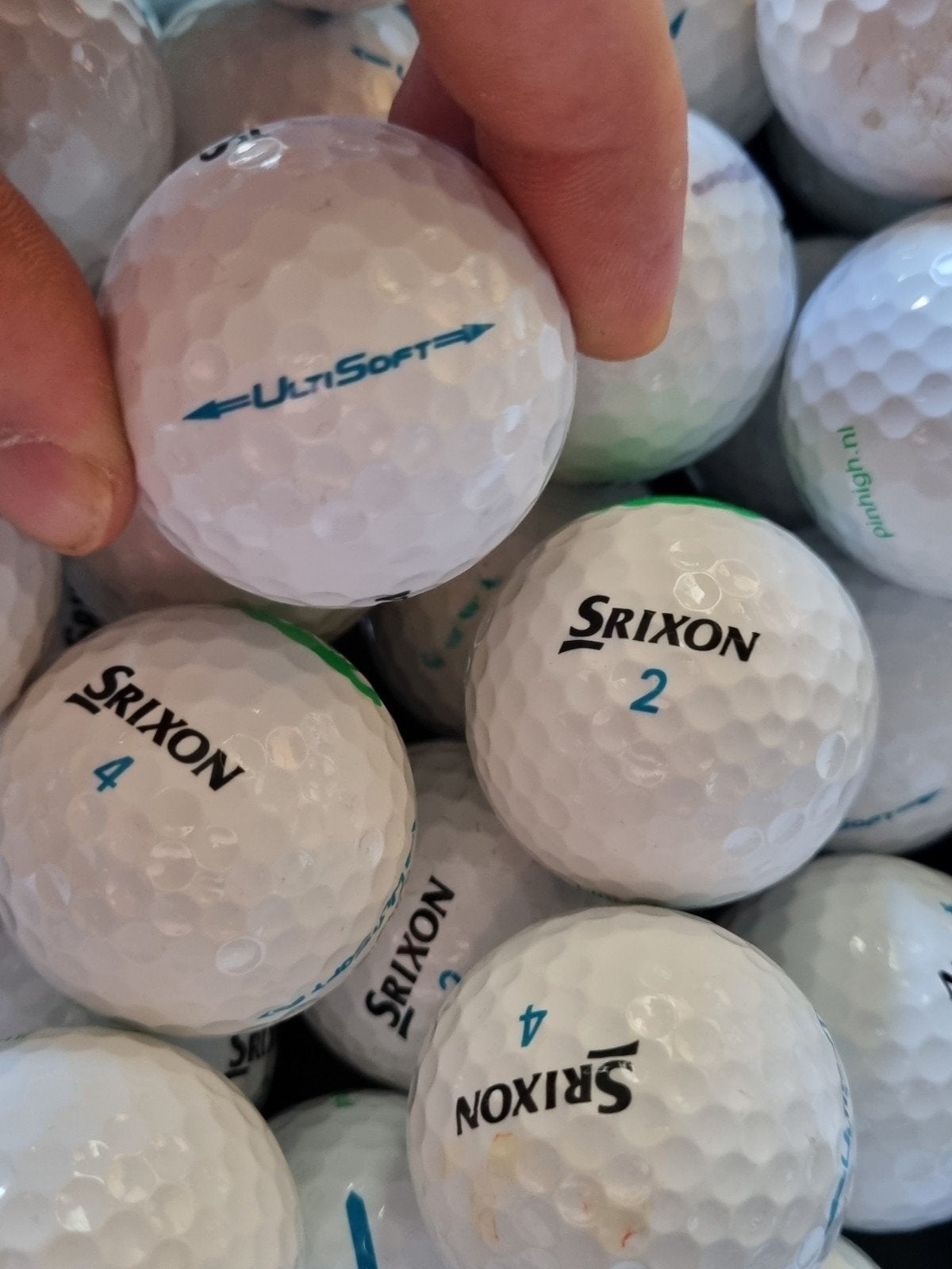100 Srixon Ulti Soft Golfballen Voor €80,00, Ophalen of Verzenden, Zo goed als nieuw, Bal(len), Overige merken