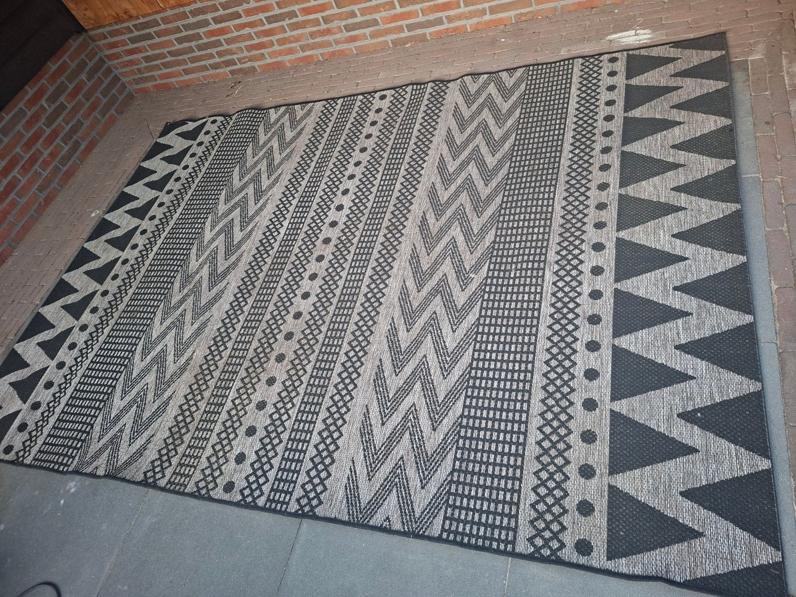 Groot buitenkleed/vloerkleed - Beige/Antraciet, 200x290 cm, Ophalen, Gebruikt, Grijs, 200 cm of meer
