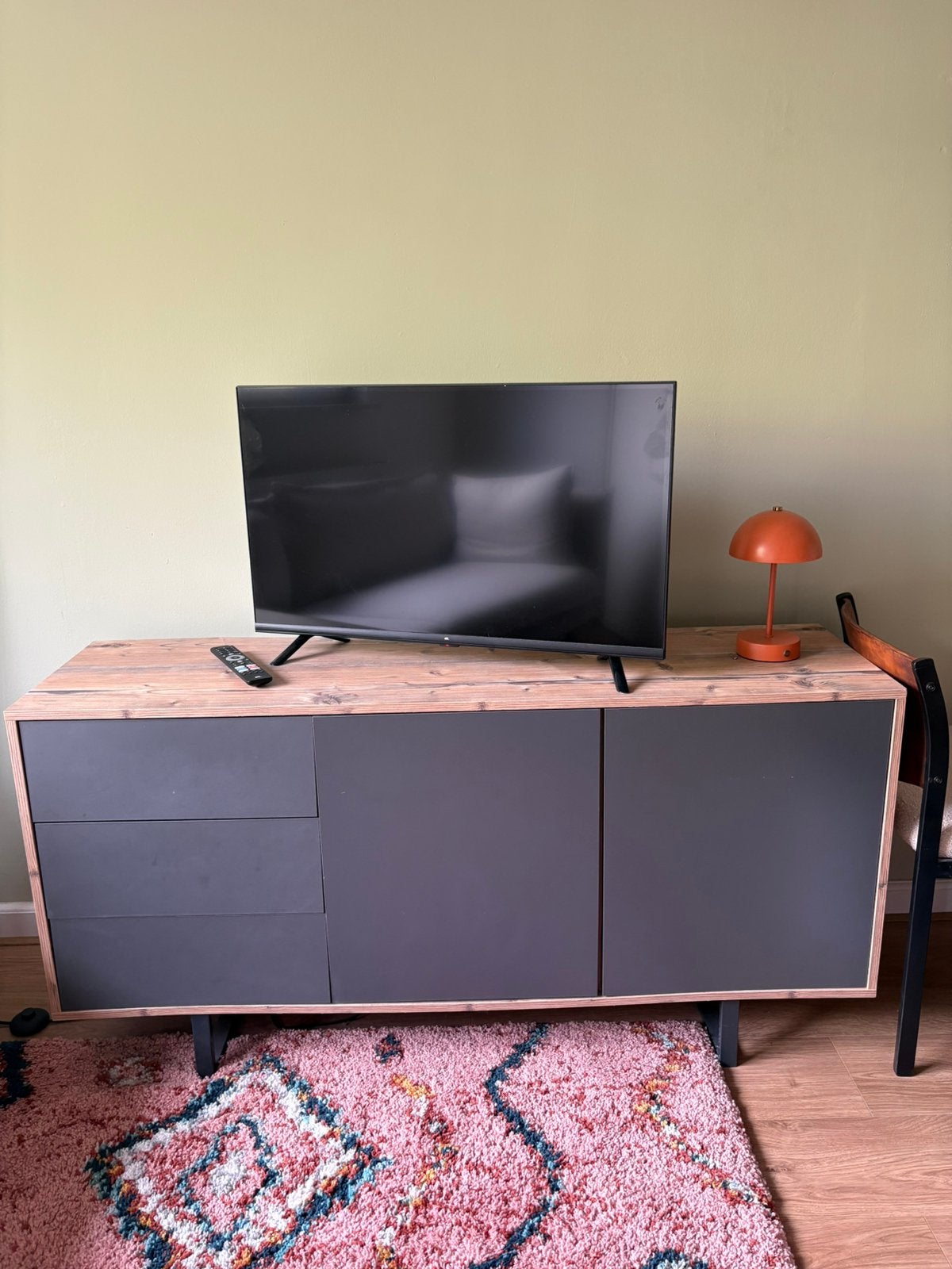 Dressoir / tv meubel, Huis en Inrichting, Ophalen, Gebruikt, Overige houtsoorten, 50 tot 75 cm