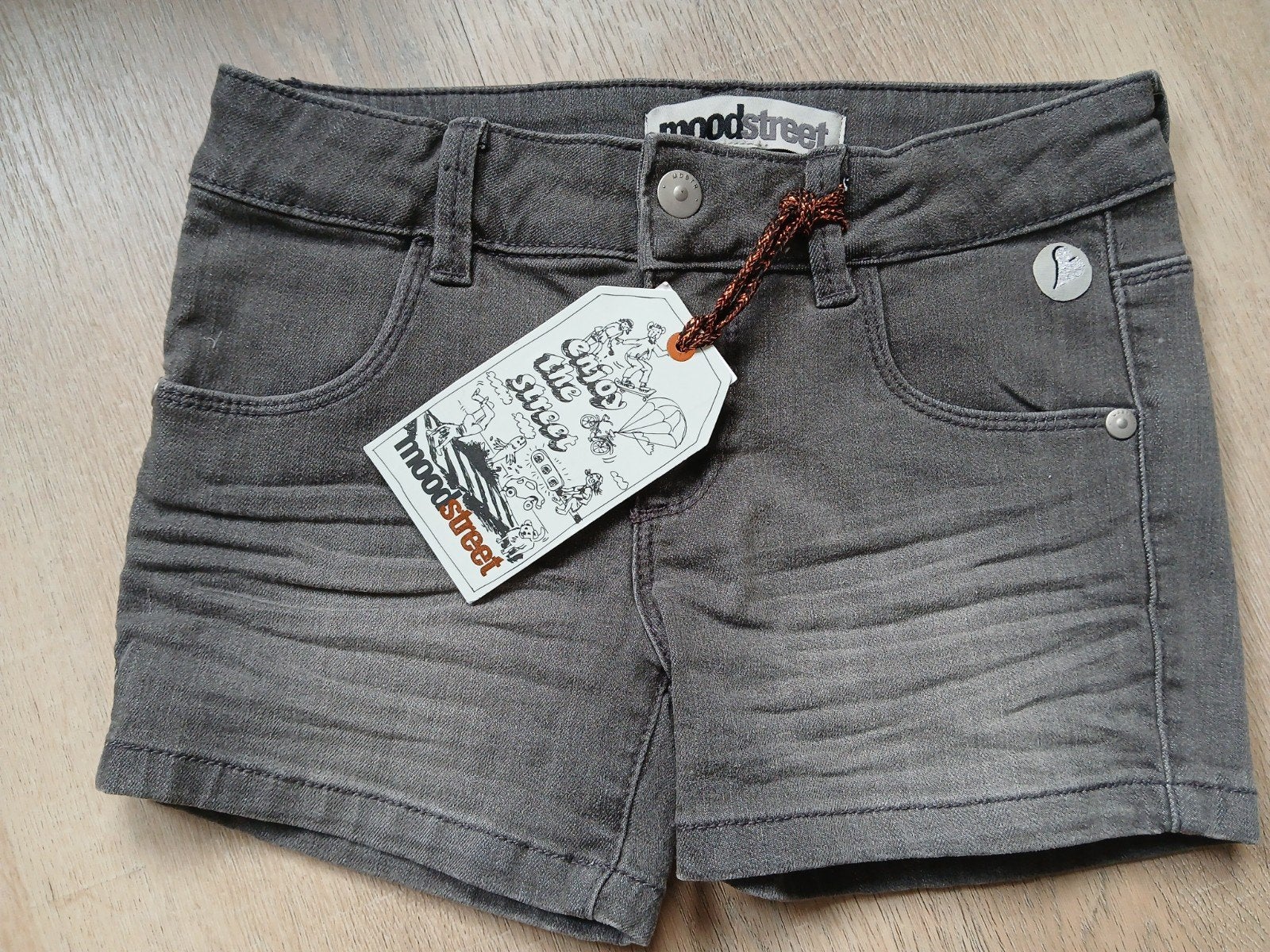 Nieuwe korte broek maat 128, meisje, Moodstreet (was €35), Kinderen en Baby's, Kinderkleding | Maat 128, Broek, Meisje, Nieuw