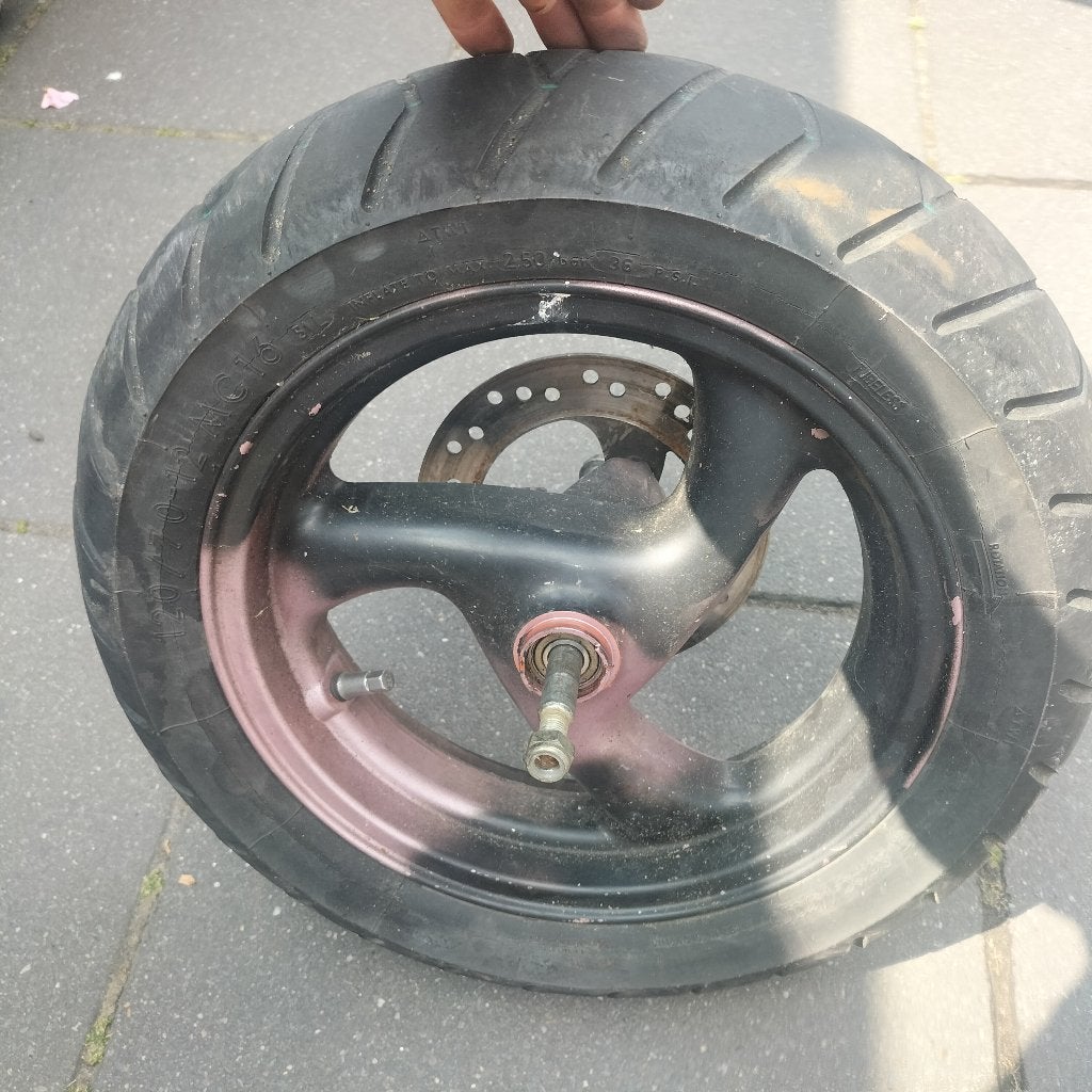 Voor velg plus band vivacity, Ophalen, Gebruikt, Overige typen, Peugeot