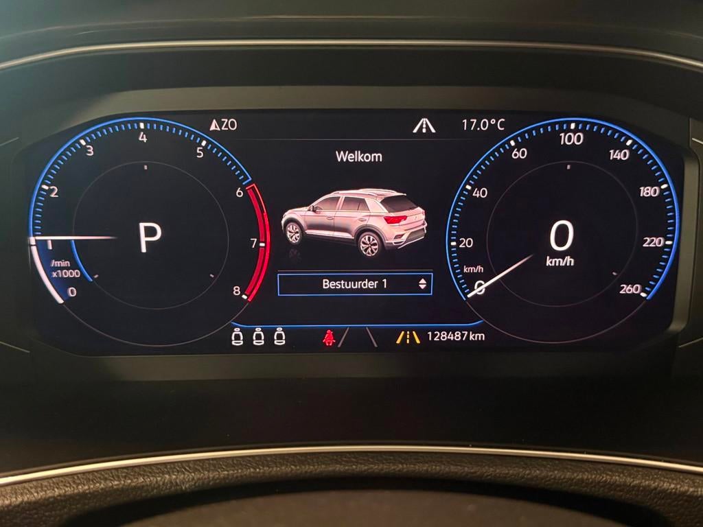Volkswagen T-ROC 1.5 TSI | 2x R-Line | LED | ACC | Virtual, 4 cilinders, 150 pk, Wit, Bedrijf