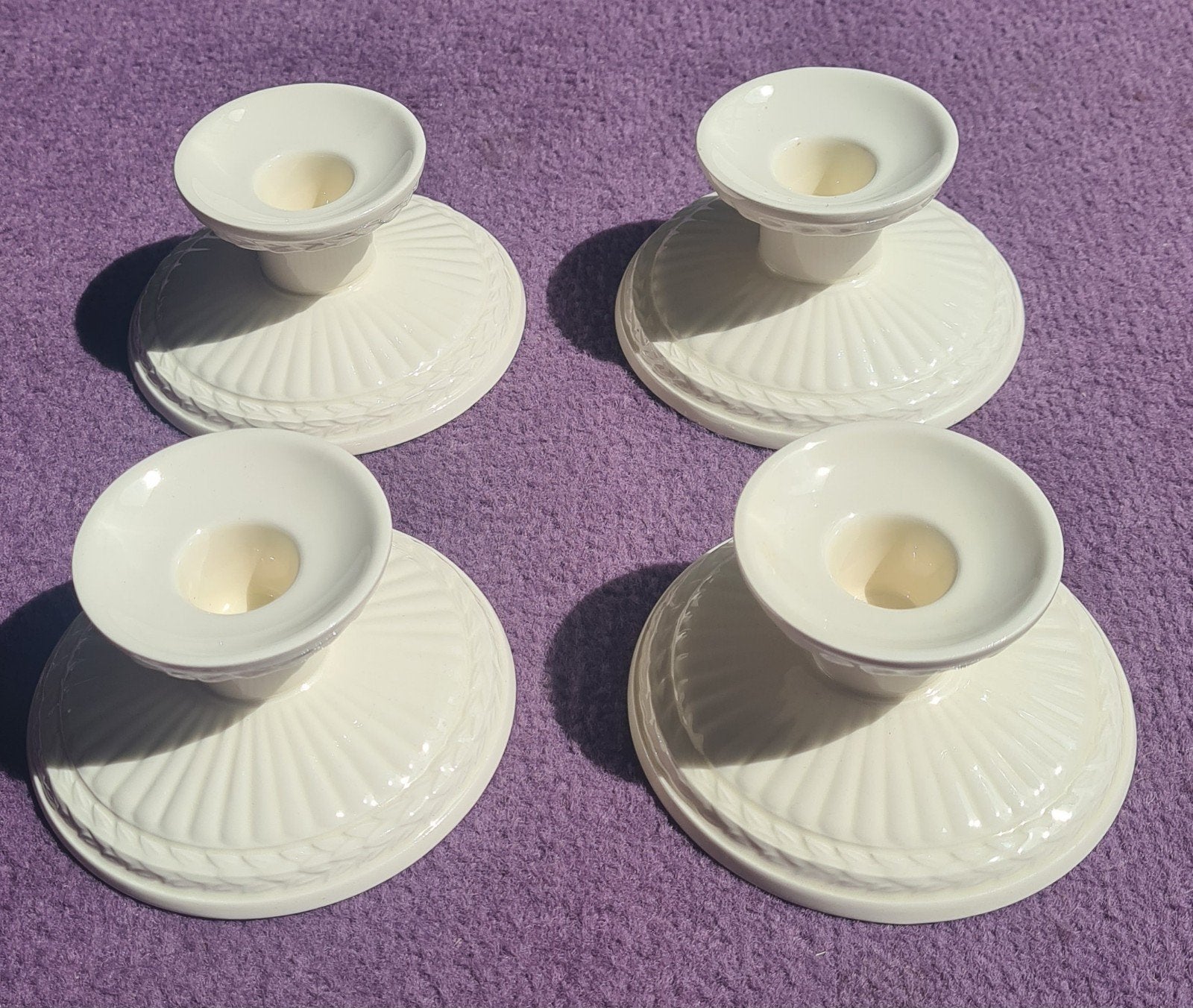 4 Wedgwood Windsor kandelaars., Ophalen of Verzenden, Zo goed als nieuw, Porselein, Bord(en)