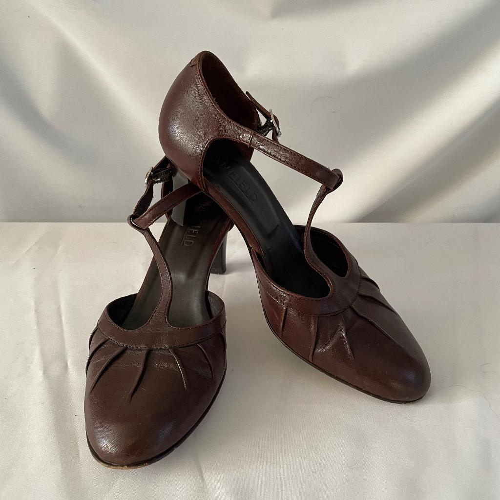 Manfield bruine leren pumps – maat 37, Schoenen met lage hakken, Bruin, Ophalen of Verzenden, Zo goed als nieuw