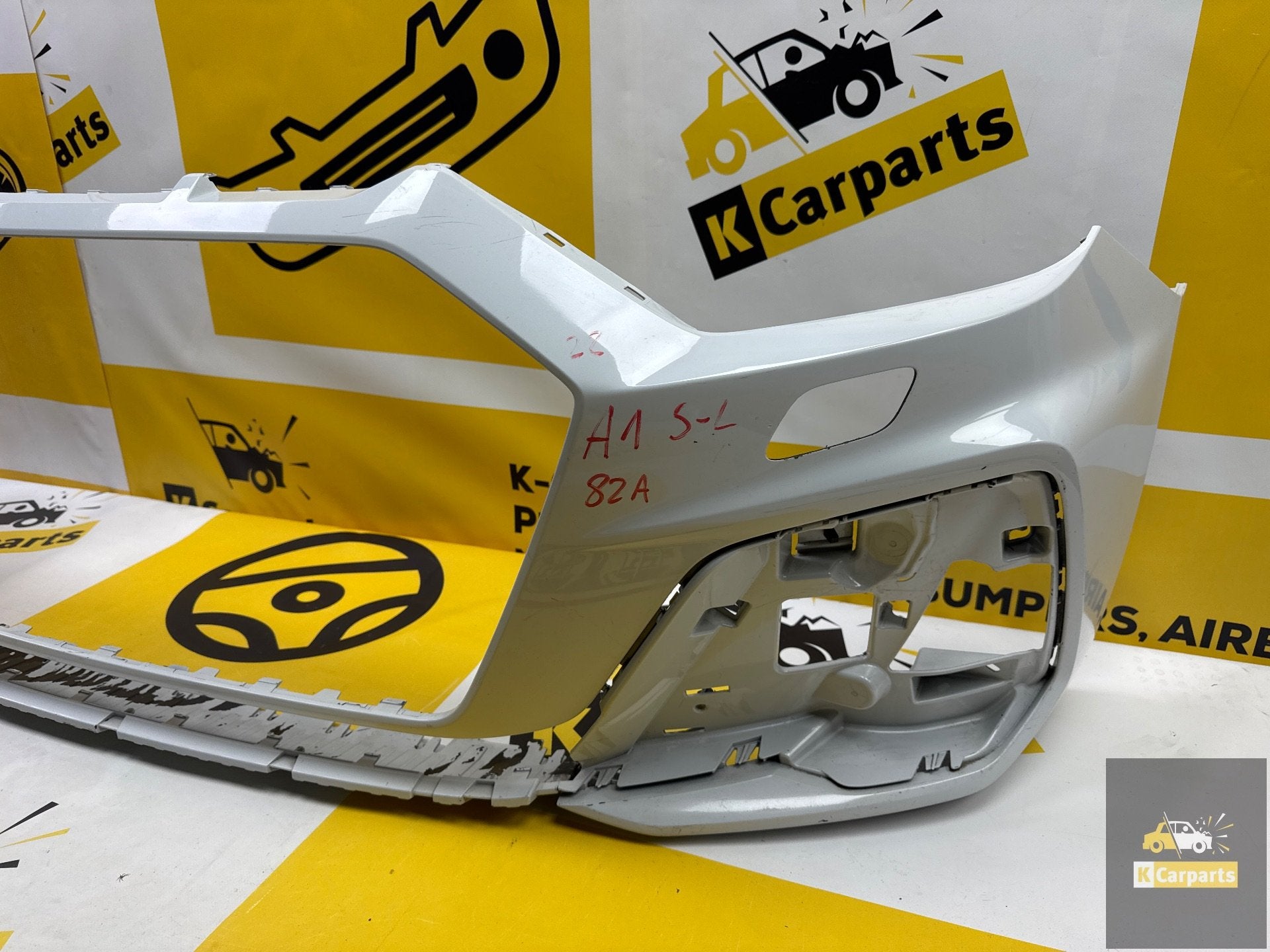 Audi A1 82A s line voorbumper Origineel 82A807437F, Gebruikt, Voor, AUDI AG, Auto-Union-Strasse 1
85045  Ingolstadt, DE