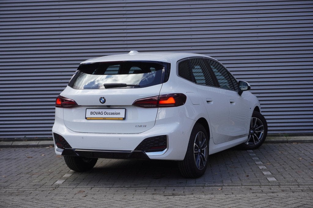 BMW 2 Serie Active Tourer 218i M Sportpakket | 17 inch LM M, Auto's, BMW, 12 maanden, Gebruikt, 1445 kg, Wit