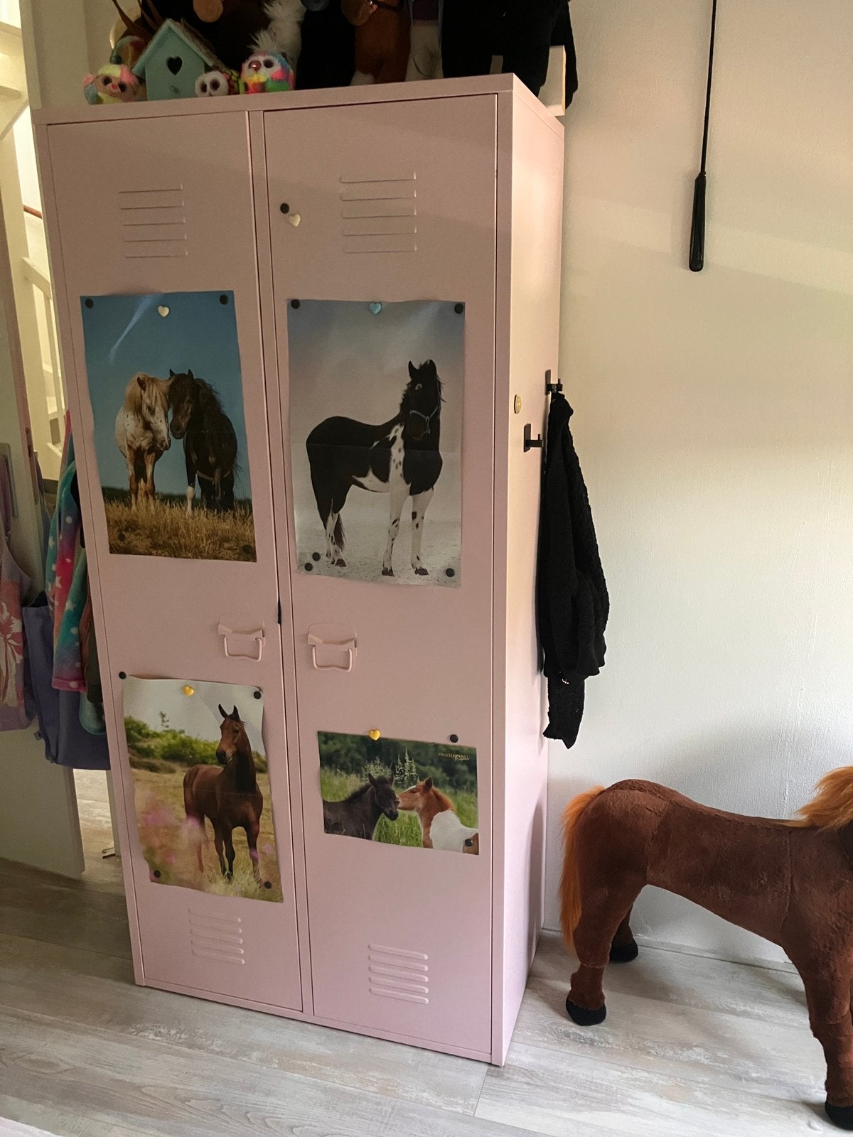 Locker roze kledingkast, Ophalen, 50 tot 70 cm, 105 cm of meer, 100 cm of meer
