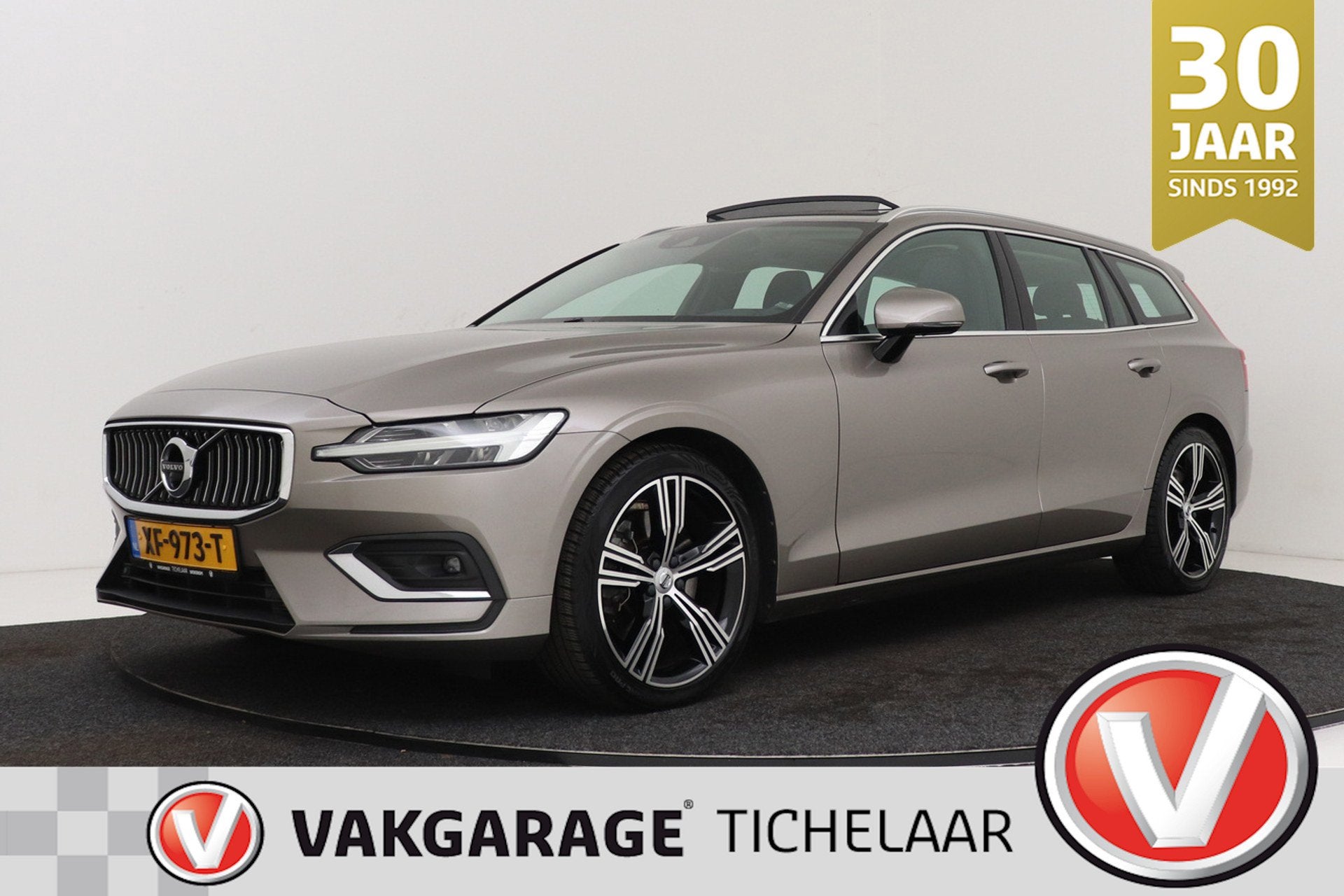 Volvo V60 2.0 T6 AWD Inscription | Trekhaak | 310 PK! | Org, Auto's, Volvo, 4 cilinders, Vierwielaandrijving, 1724 kg, 102 €/maand
