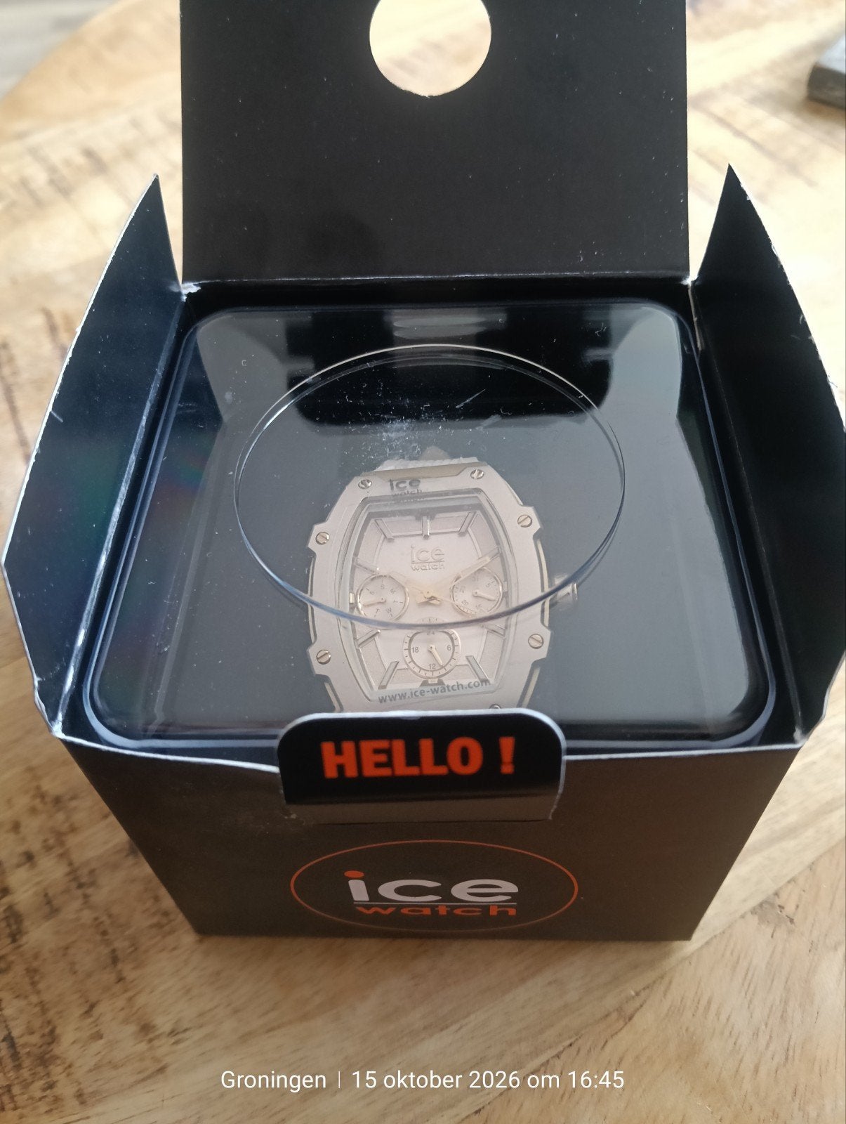 Ice-Watch Holiday Almond Skin Horloge - Nieuw in Doos, Ophalen of Verzenden, Nieuw, Polshorloge, Kunststof