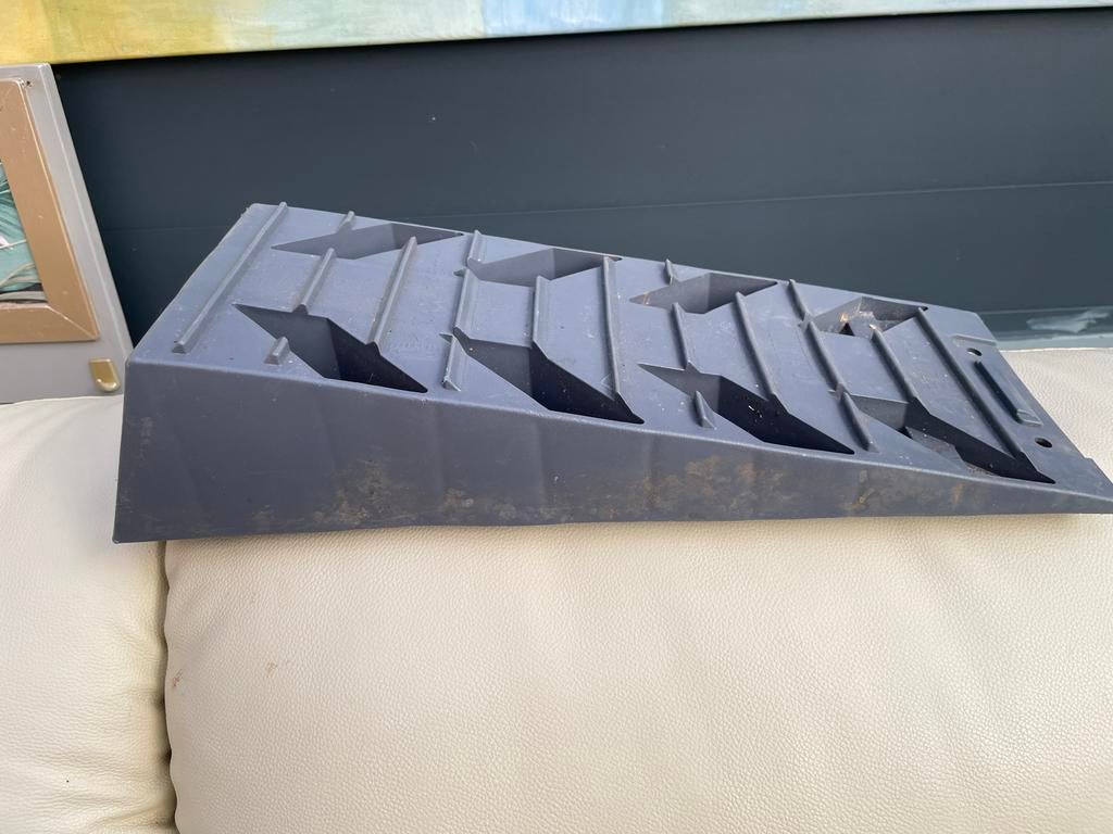 Leveler voor de caravan, Ophalen, Gebruikt