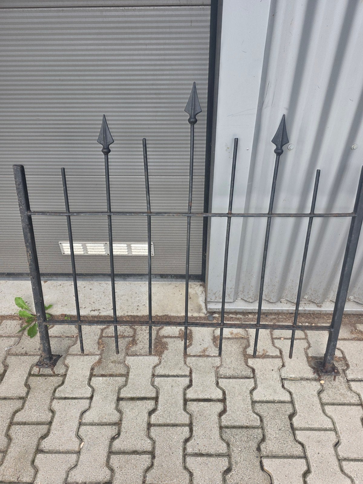 Smeedijzeren hekwerk met sierpunten - opknapper, Tuin en Terras, Ophalen of Verzenden, Gebruikt, IJzer, Sierhekwerk